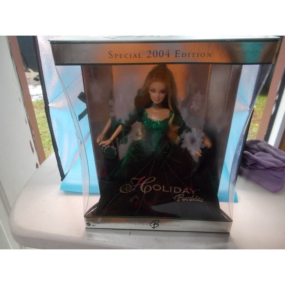 Mattel 2004 Holiday Barbie Special Edition Green Velvet Gown B0002621-9993